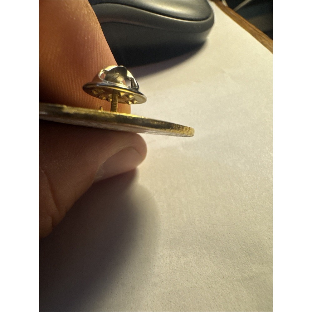 Vintage Round K of C Lapel Hat Pin 100 Years 1882-1982 Centennial Rare Piece - Picture 6 of 7